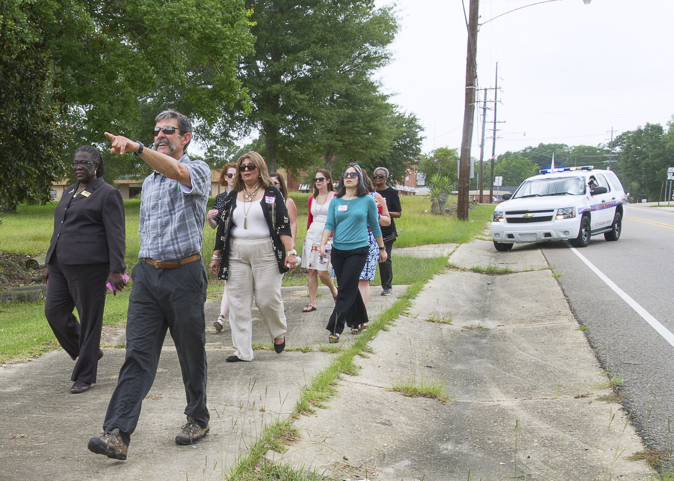 Group walkd in Greensburg.jpg thumbnail